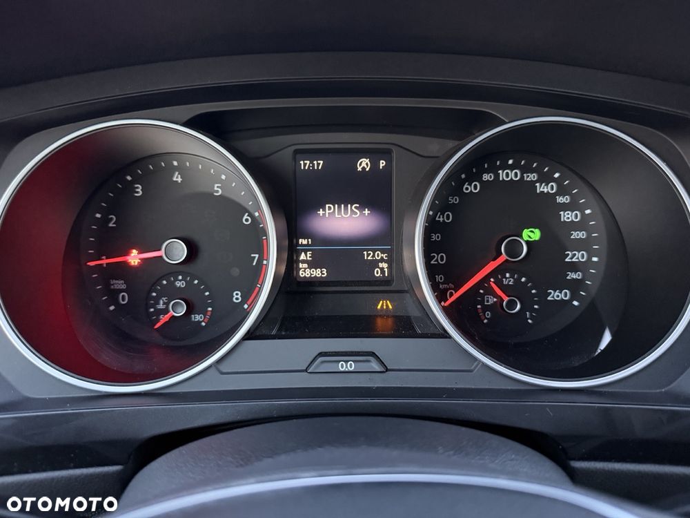 Volkswagen Tiguan - 17