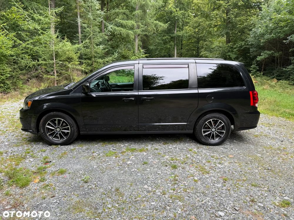Dodge Grand Caravan 3.6 R/T - 2