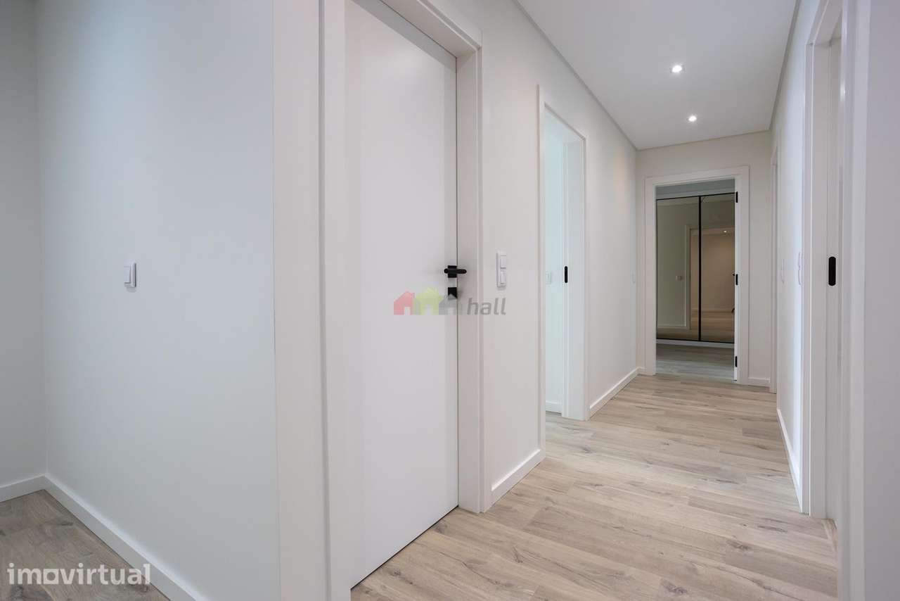 Apartamento T4 Com garagem box - Montijo - Grande imagem: 4/42