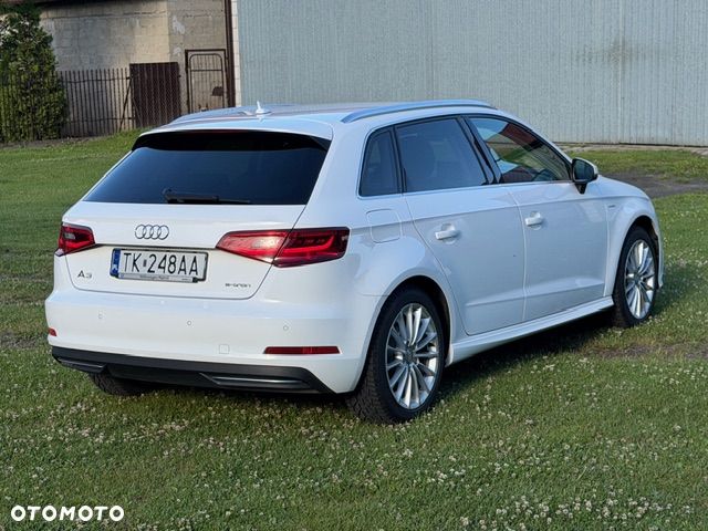Audi A3 Sportback 1.4 TFSI e-tron S tronic - 9