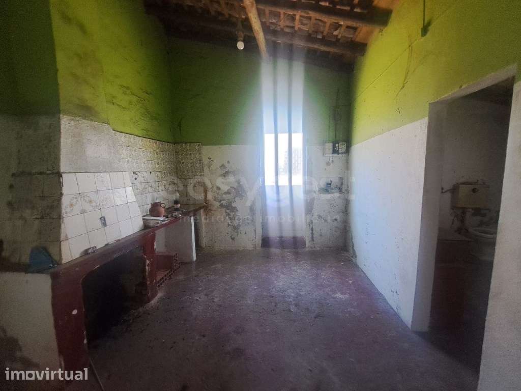 Moradia T1 para renovação no concelho de Ferreira do Alentejo - Grande imagem: 5/15