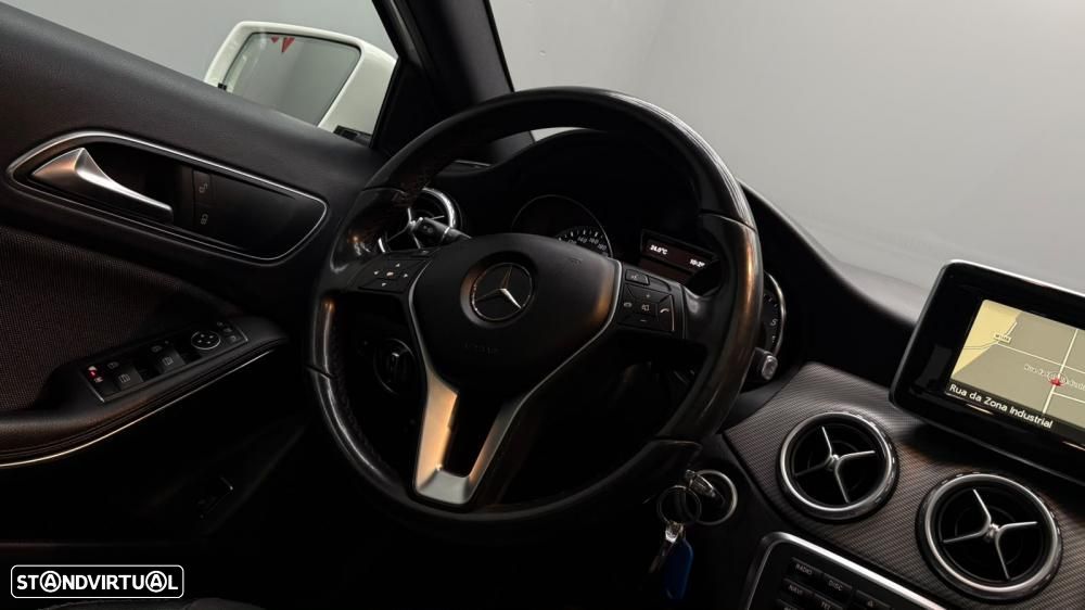 Mercedes-Benz GLA 180 (CDI) d 7G-DCT Urban - 20