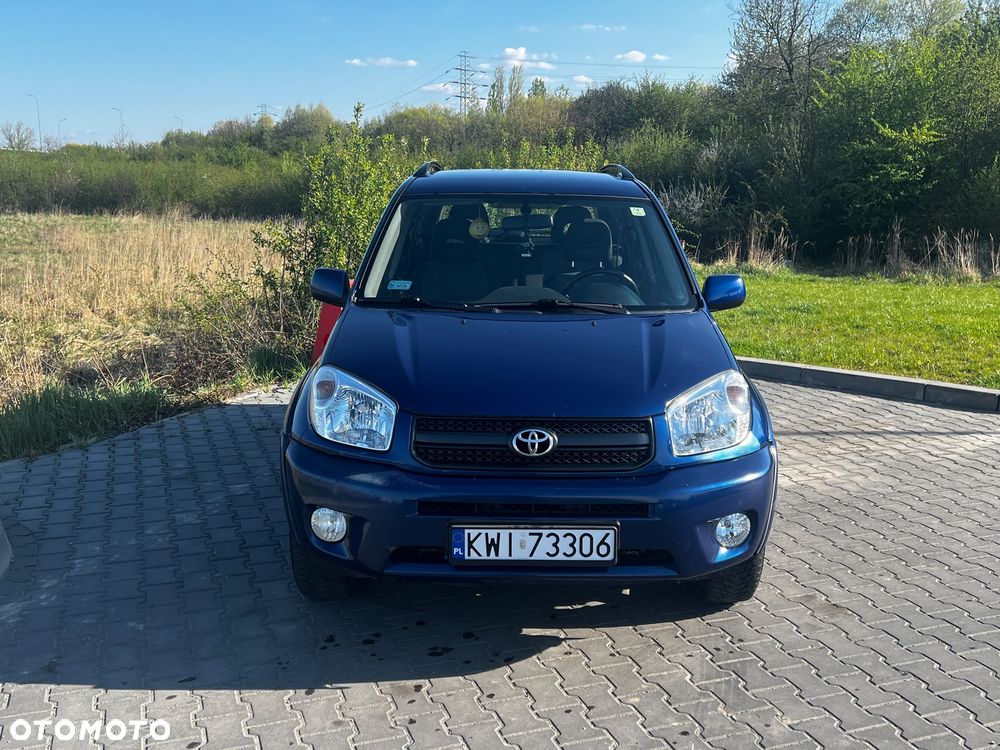 Toyota RAV4 2.0 VVT-i 4x4 - 4