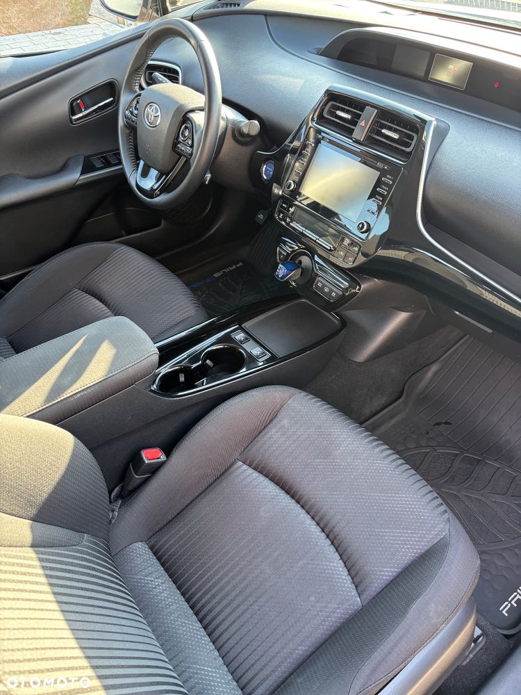 Toyota Prius 1.8 Hybrid Prestige - 24