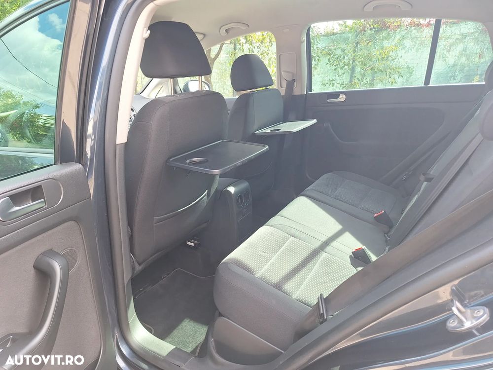 Volkswagen Golf Plus - 8