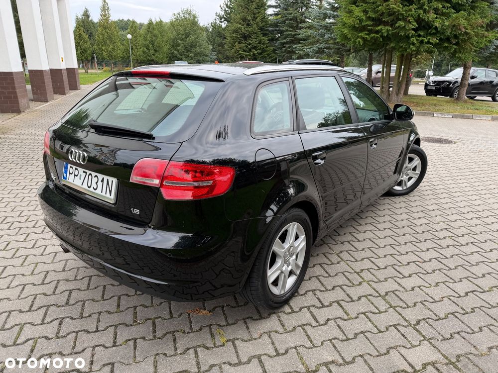 Audi A3 Sportback 1.6 Ambition - 6
