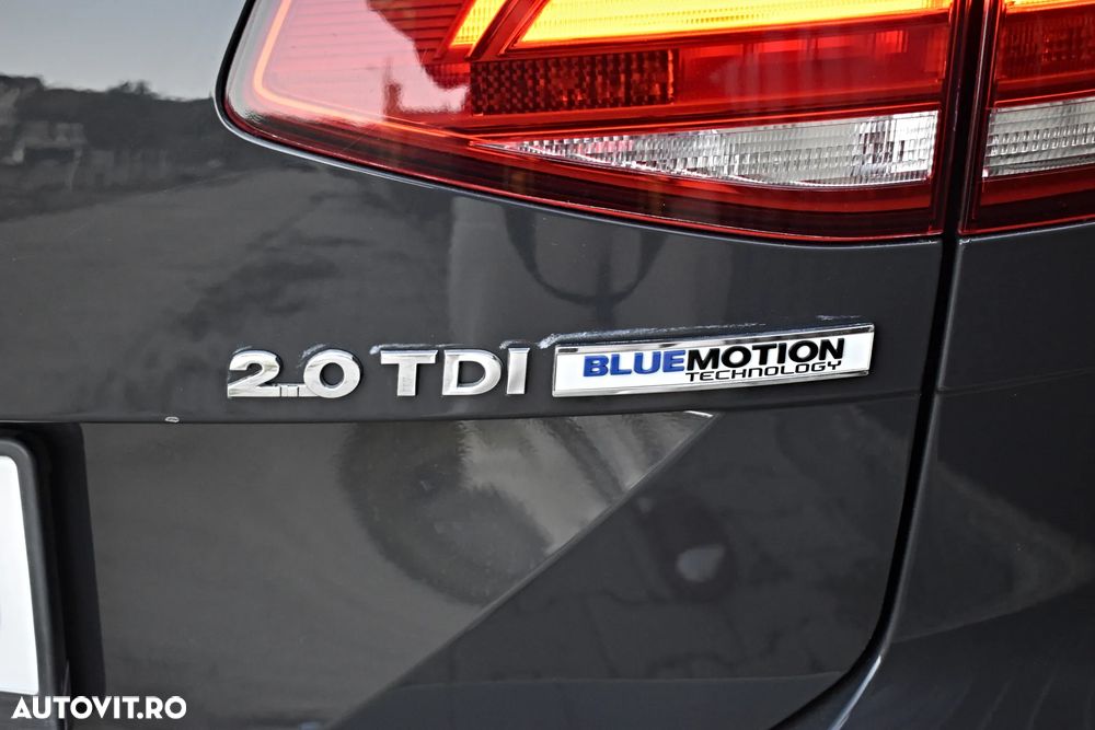Volkswagen Passat Variant 2.0 TDI DSG (BlueMotion Technology) Comfortline - 26