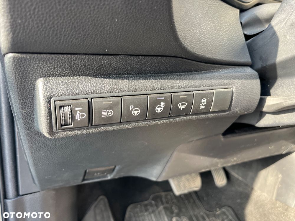 Toyota Corolla 1.8 Hybrid Comfort - 13