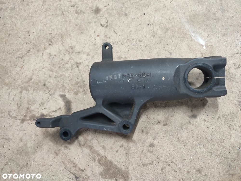 Kopyto Honda Hornet PC41 - 4