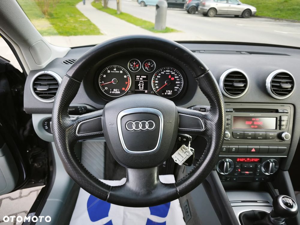 Audi A3 3-drzwiowe 1.4T FSI Ambiente - 14
