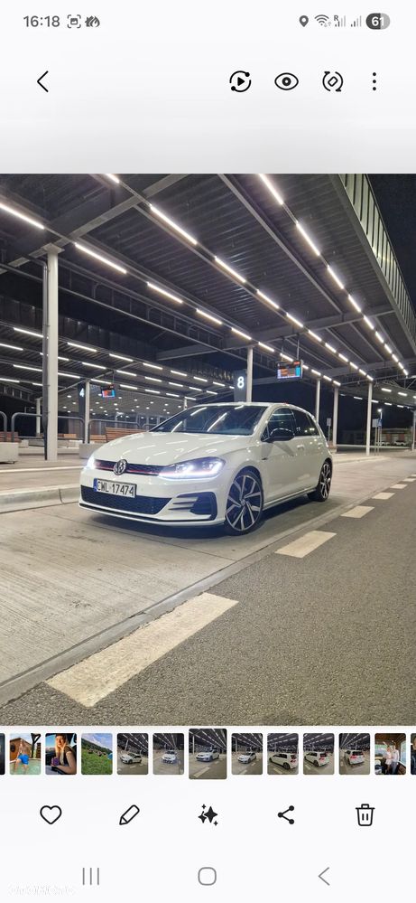 Volkswagen Golf - 1
