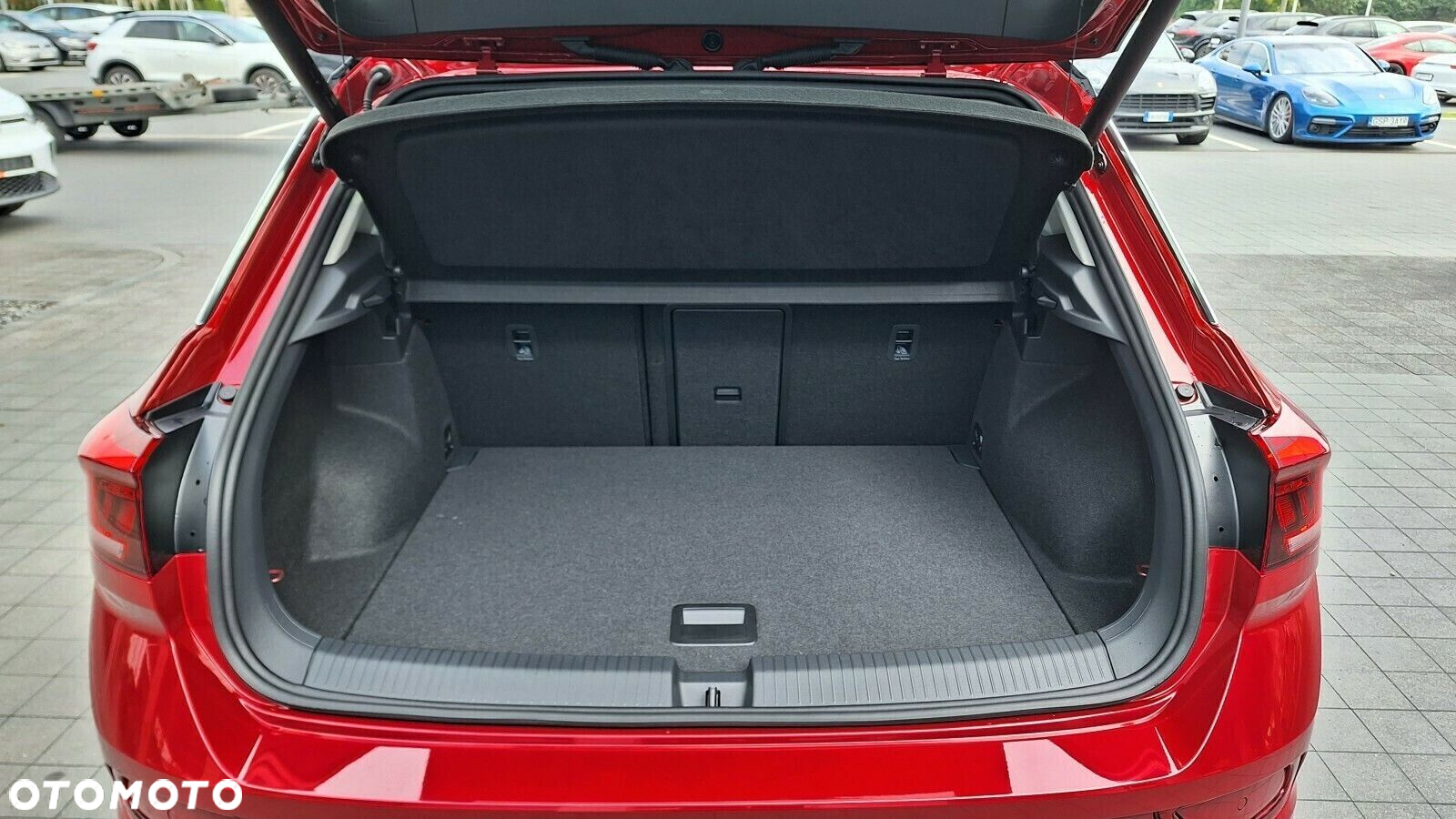 Volkswagen T-Roc - 29