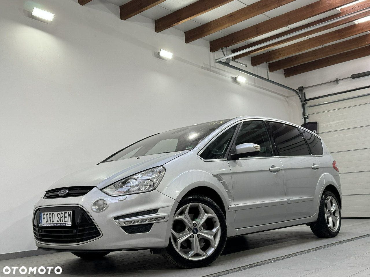 Ford S-Max 2.0 TDCi DPF Titanium X - 12