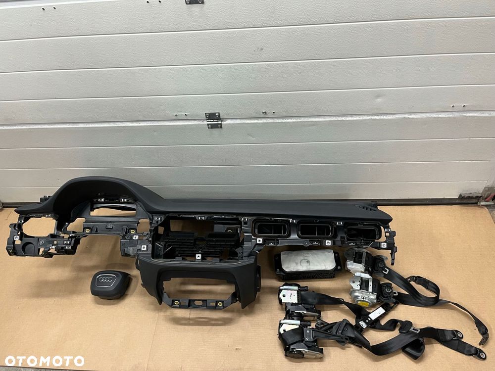 KONSOLA AUDI Q7 4M0 SQ7 AIRBAG PASY HEADUP SOUL CZARNA KOKPIT ORYGINAŁ - 1