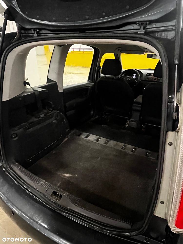 Skoda Roomster 1.4 16V Comfort - 10