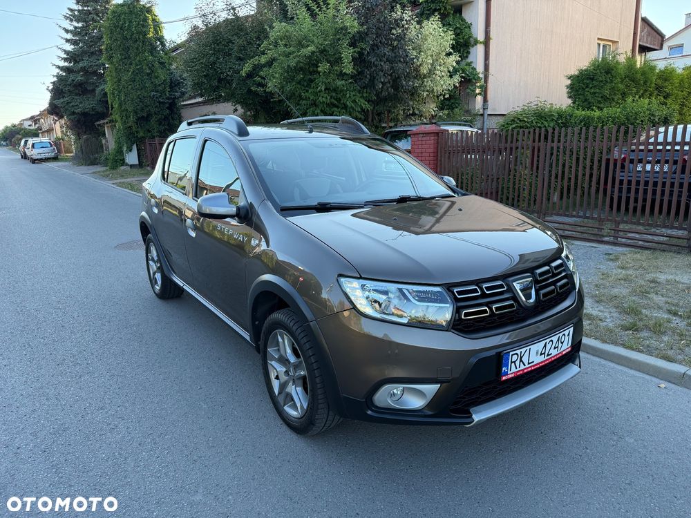 Dacia Sandero 0.9 TCe SL Celebration S&S - 20