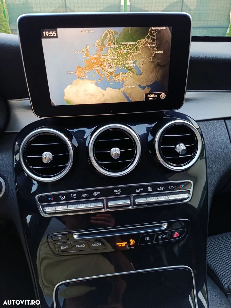 Mercedes-Benz C - 19