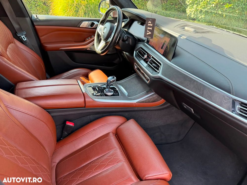BMW X7 M50d - 9