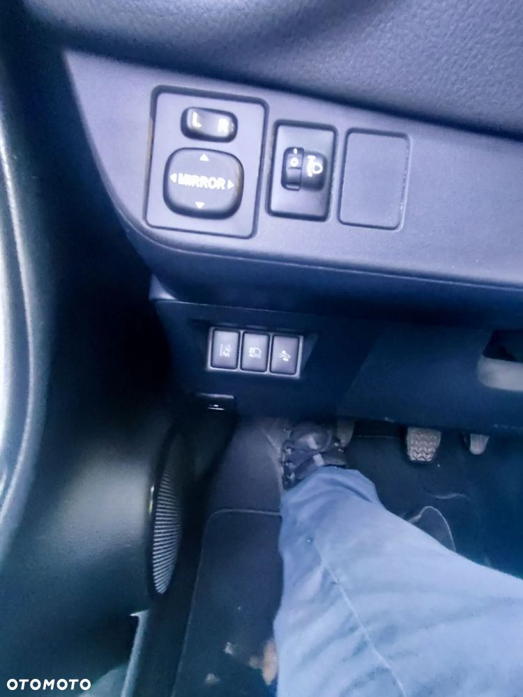 Toyota Yaris 1.0 VVT-i Edition-S - 30