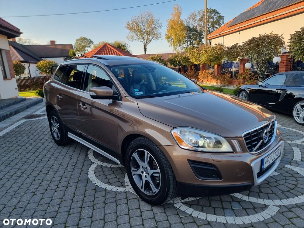 Volvo XC 60 D5 AWD - 2