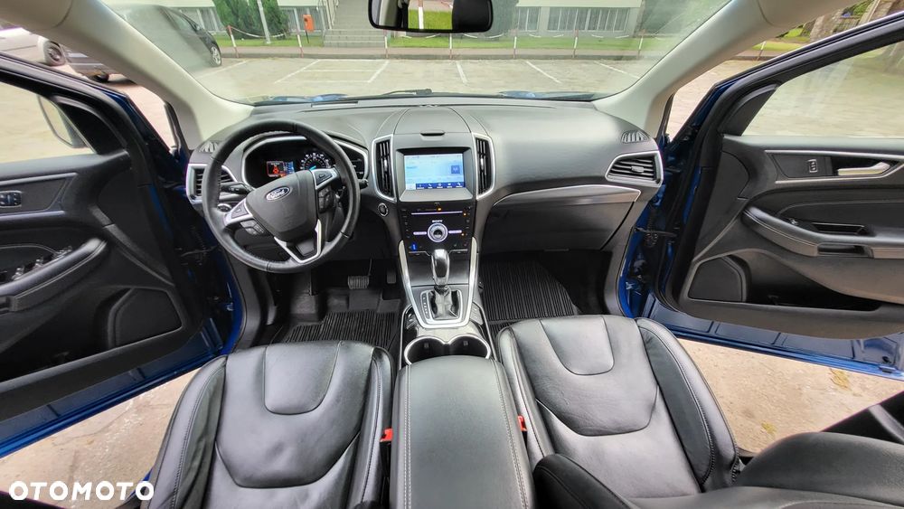 Ford Edge - 4