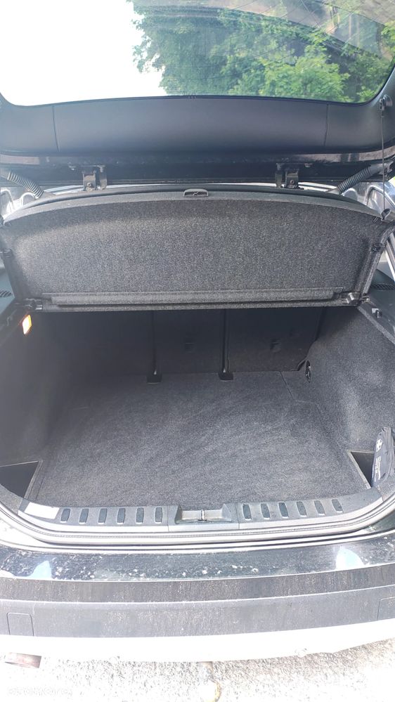 BMW X1 xDrive20d - 11