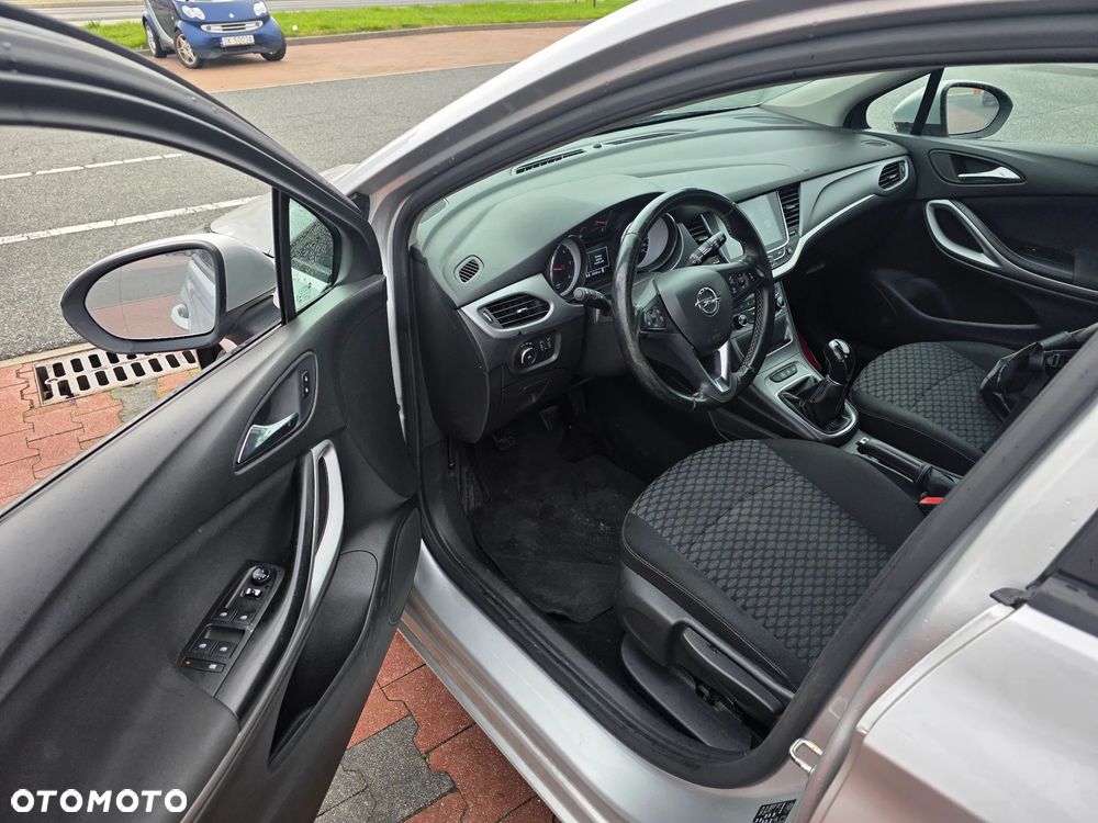 Opel Astra 1.6 CDTI Sports Tourer Active - 14