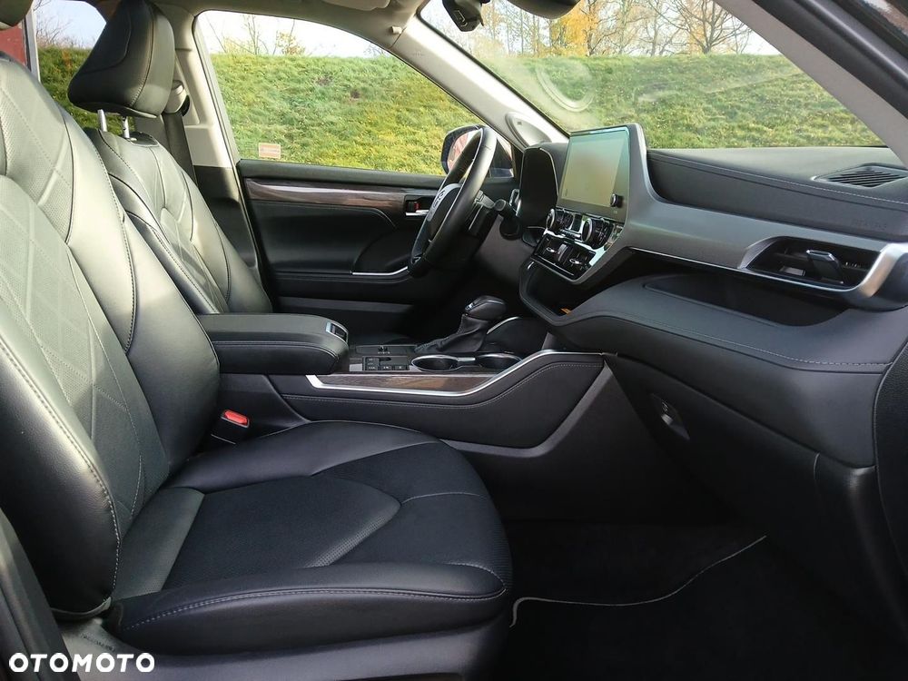 Toyota Highlander - 12