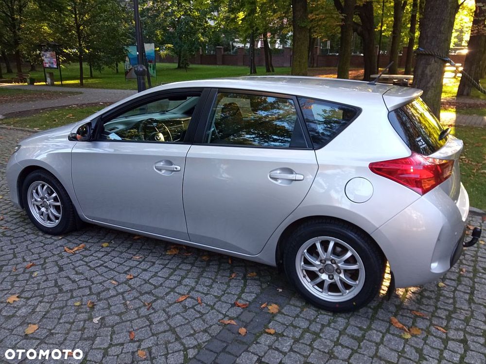 Toyota Auris 1.33 VVT-i Comfort - 3
