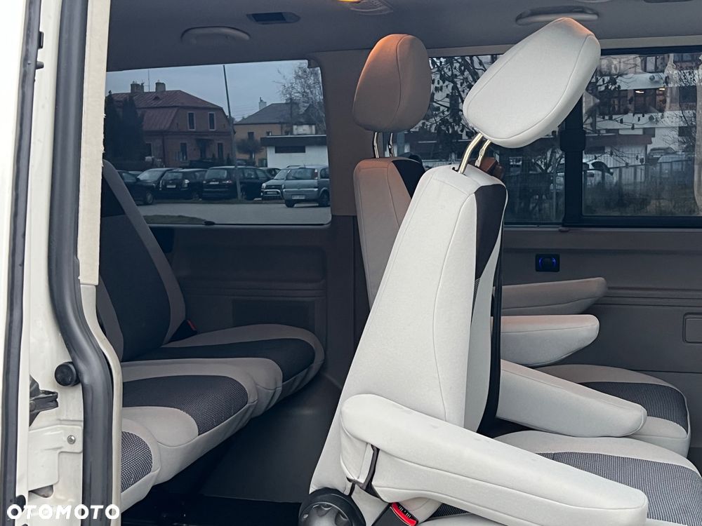 Volkswagen Caravelle L1 Comfortline - 24