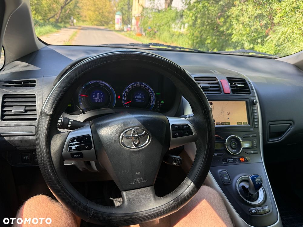 Toyota Auris 1.8 HSD Luna - 17