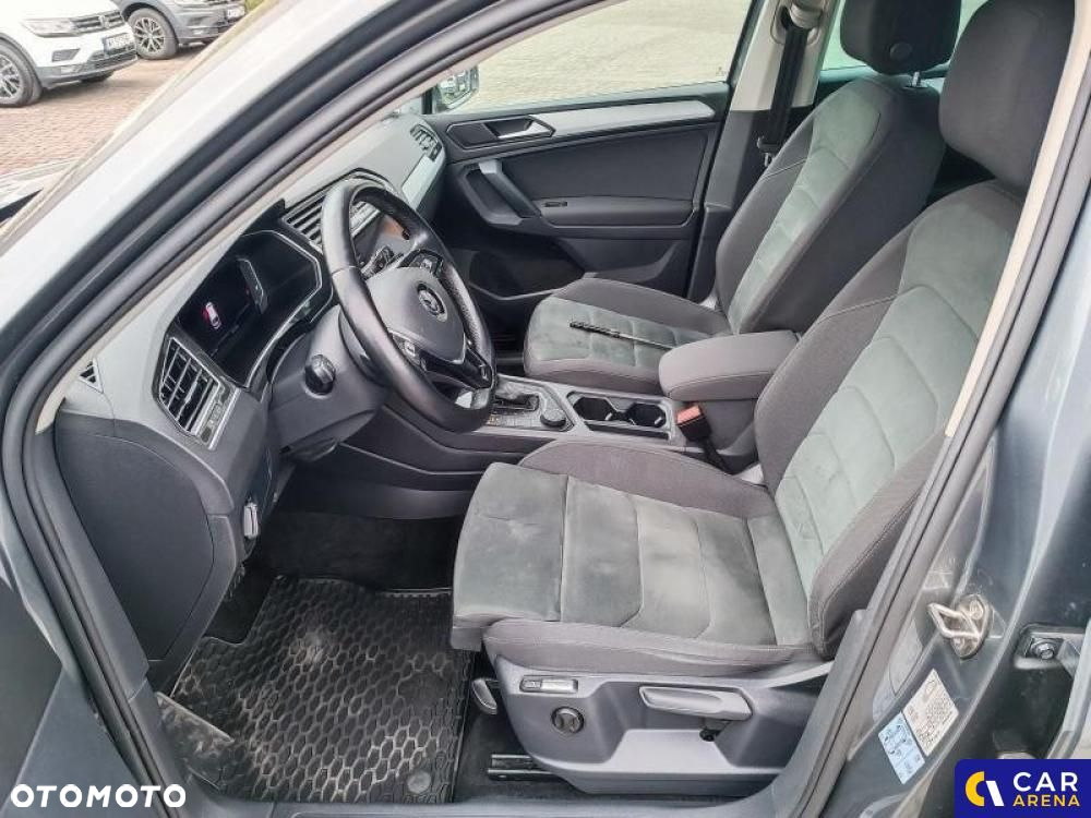 Volkswagen Tiguan - 16