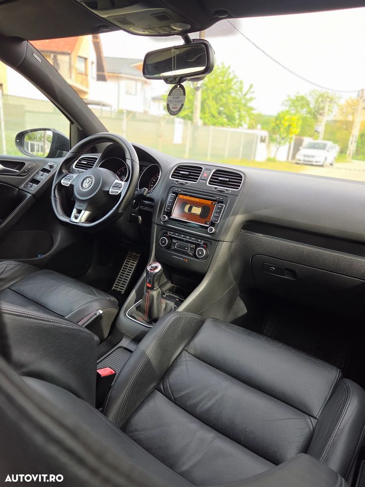 Volkswagen Golf 2.0 GTI - 17