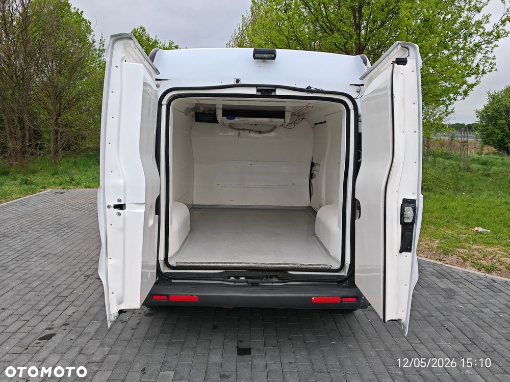 Renault Trafic - 9
