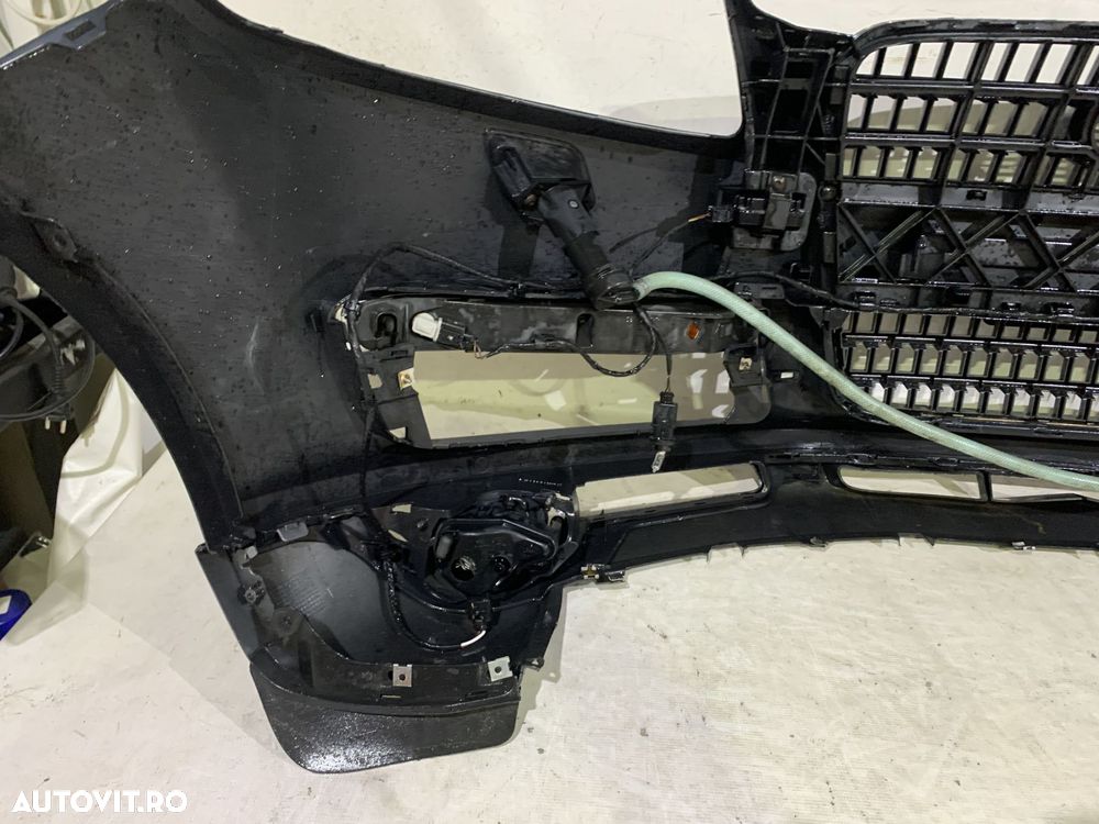 Bara fata Audi Q7, 2006, 2007, 2008, 2009, 2010, cod origine OE 4L0807437, cu gauri pentru spalatori faruri. Bara este noua, spoilerul atins si grila radiator defecta. - 18