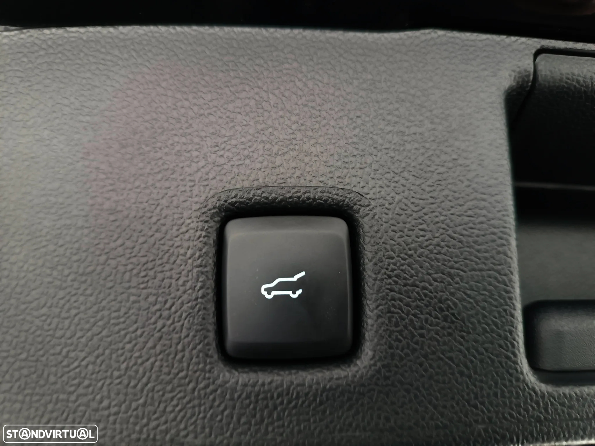 Ford Kuga 2.5 PHEV ST-Line X - 10