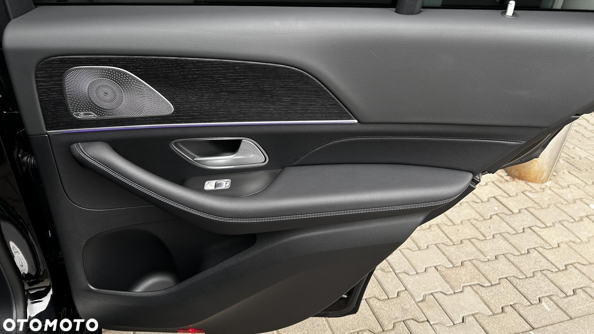 Mercedes-Benz GLE - 29