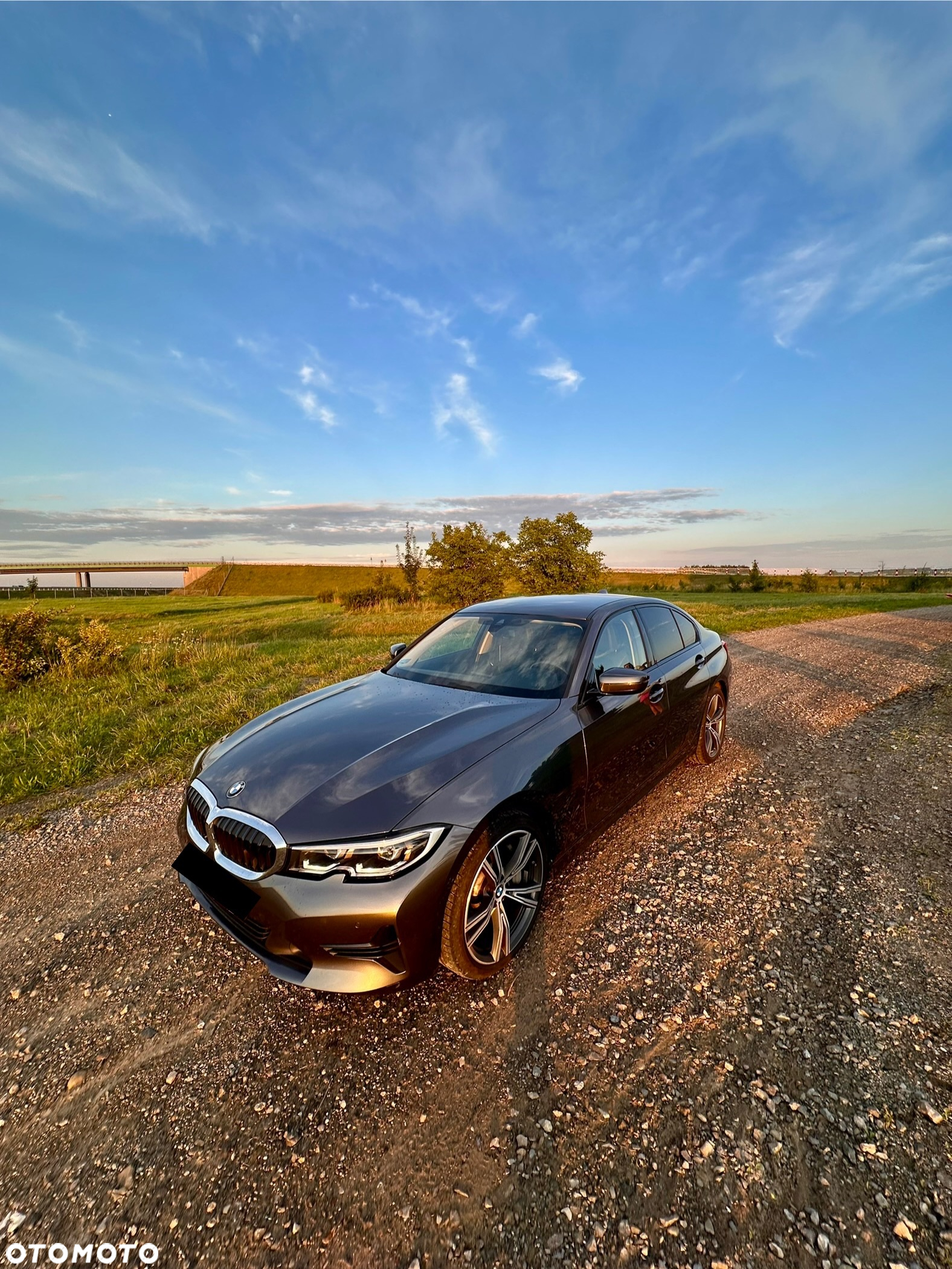 BMW Seria 3 330i xDrive Advantage - 19