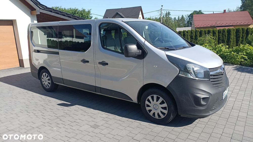 Opel Vivaro - 2