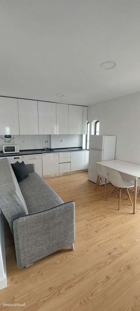 Apartamento T2 para alugar em Venda do Pinheiro - Grande imagem: 3/8