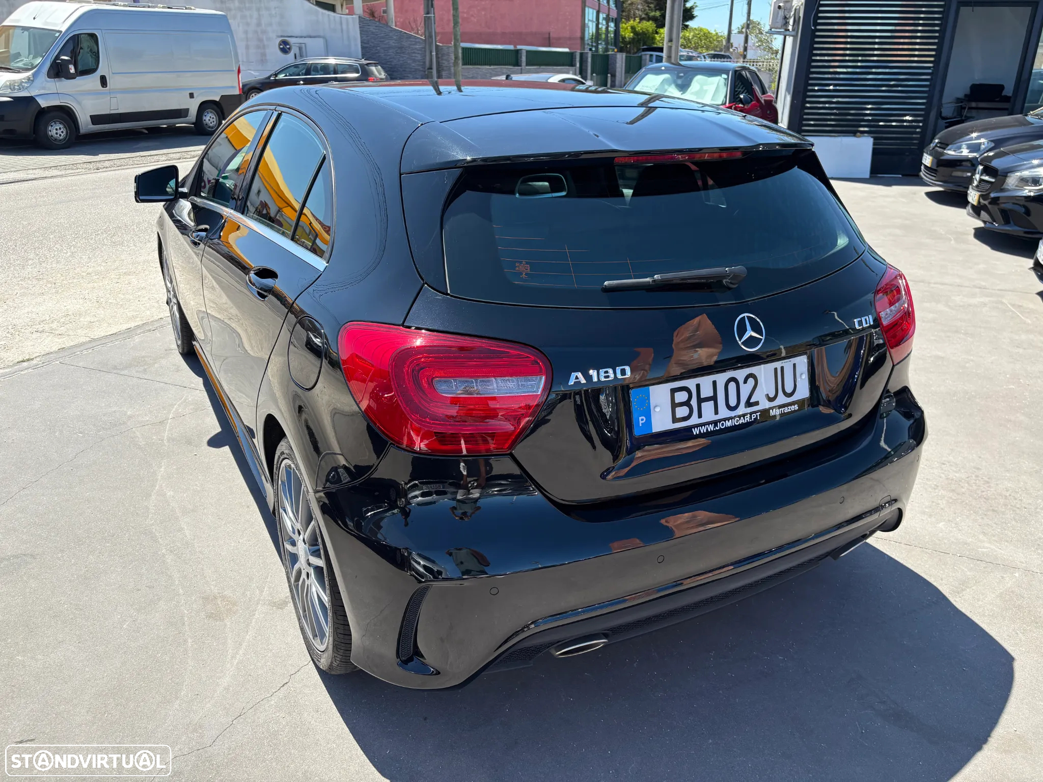 Mercedes-Benz A 180 CDI (BlueEFFICIENCY) 7G-DCT AMG Sport - 5