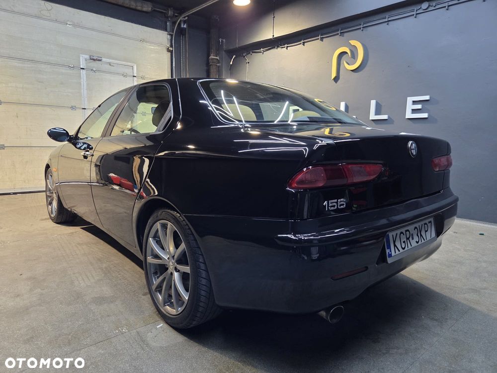 Alfa Romeo 156 2.5 V6 Q-S Distinctive - 15