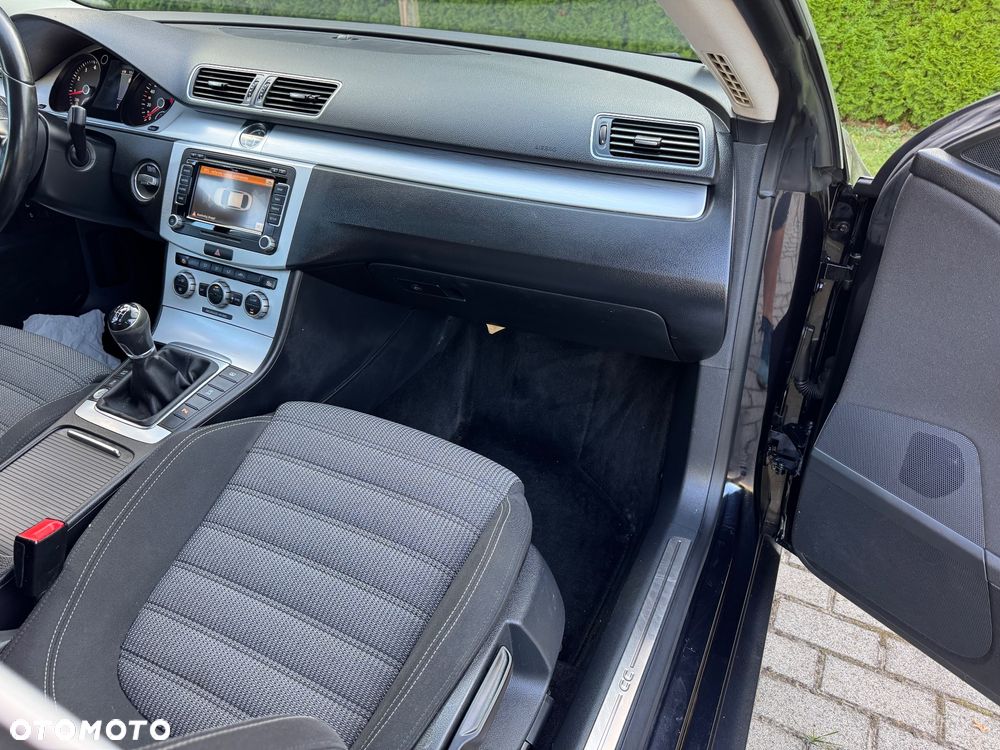 Volkswagen Passat CC ver-1-4-tsi - 19