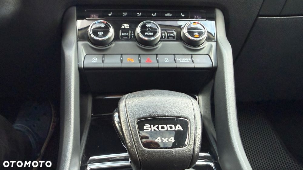 Skoda Kodiaq 2.0 TSI 4x4 Business DSG - 39