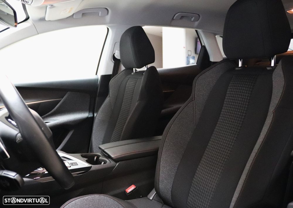 Peugeot 3008 1.6 BlueHDi Style EAT6 - 16