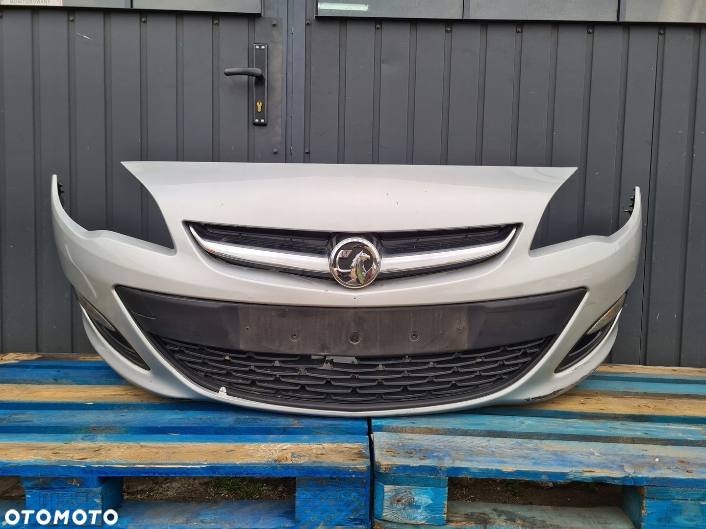 ZDERZAK PRZEDNI OPEL ASTRA J LIFT Z176 - 1