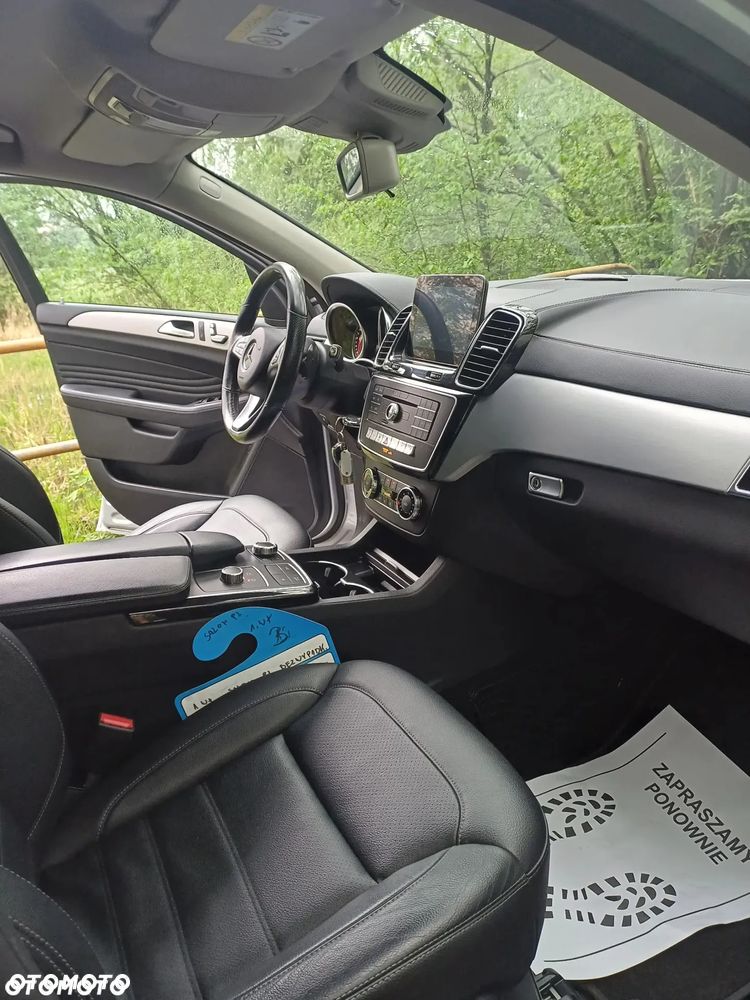 Mercedes-Benz GLE - 10
