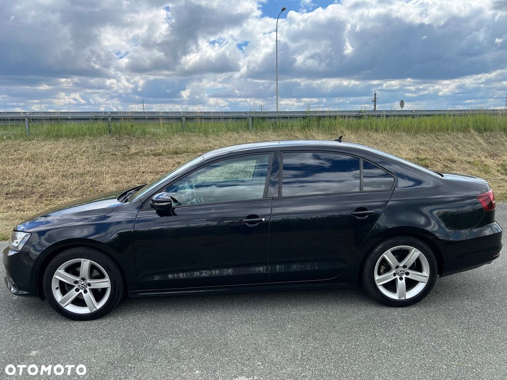 Volkswagen Jetta 1.4 TSI BMT Comfortline - 15