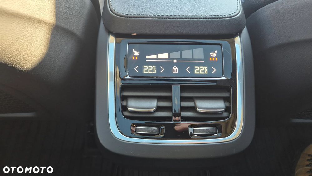Volvo XC 90 - 29