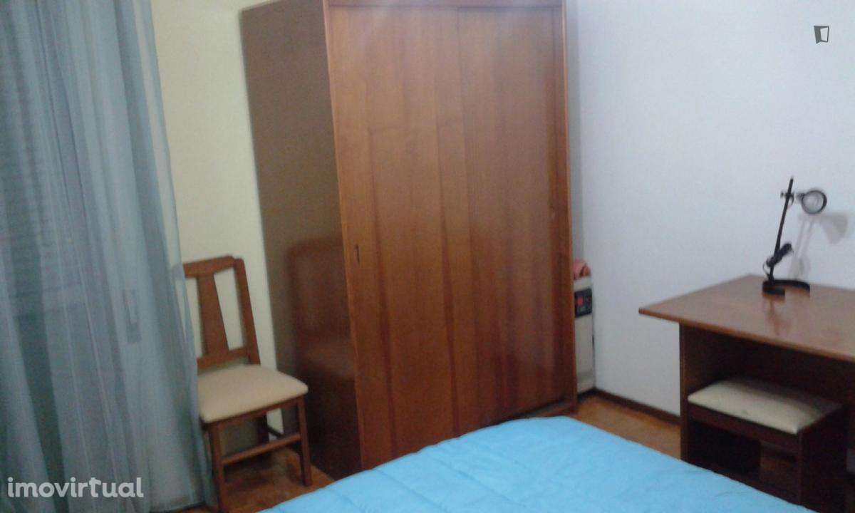 Quarto - localizado em Olivais Lisbon - Grande imagem: 2/8